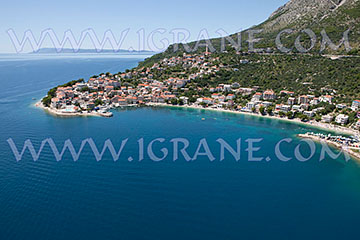 Aerial view of beach in Igrane