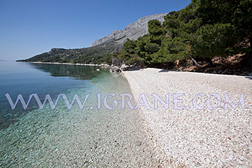 beach in Igrane