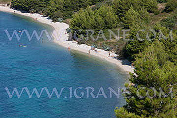 beach in Igrane