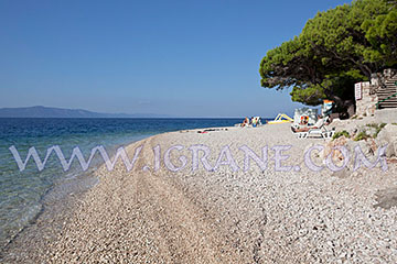 beach in Igrane