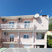 apartments Macan, Igrane